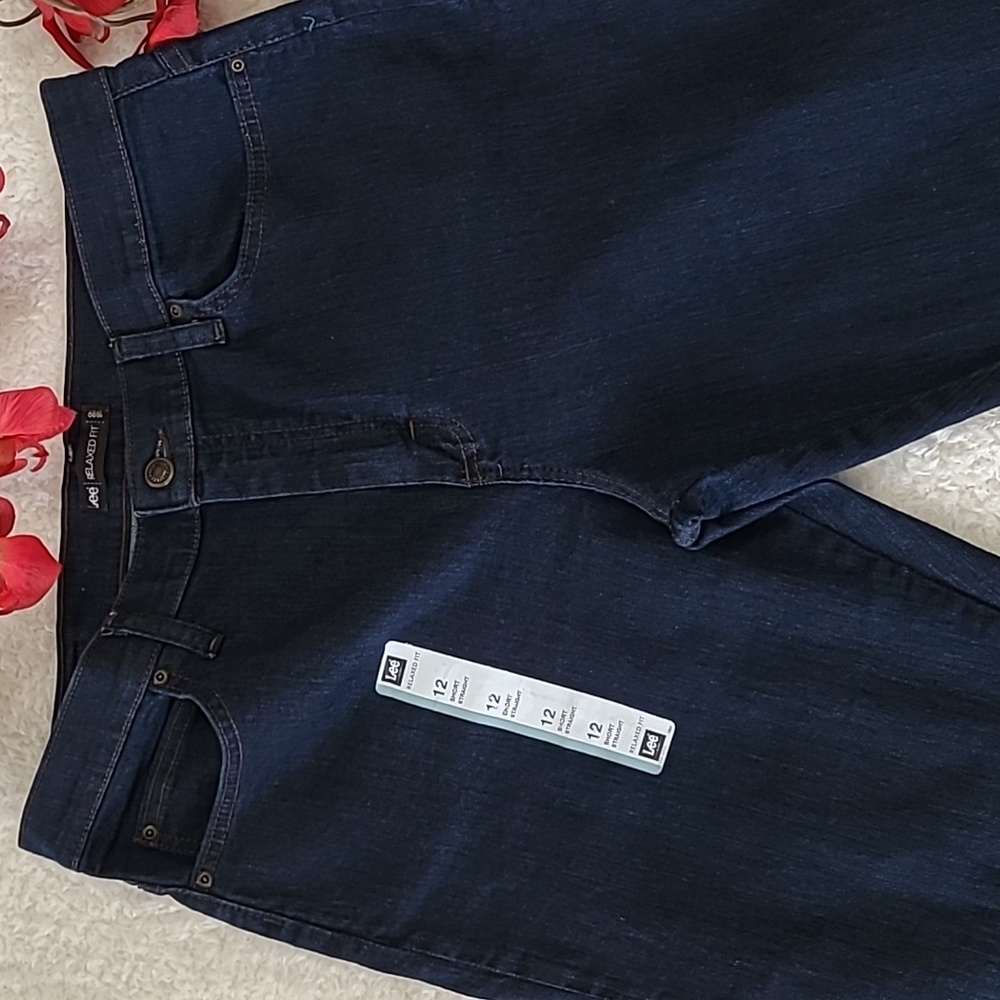 NEW Womens Lee Jeans 12 S Relaxed Fit Stretch Dark Rinse 5 pocket Denim 12 Short